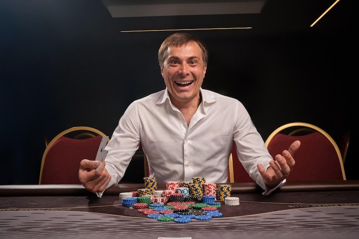 Filipino players enjoying sports and casino-style games on ggcasino